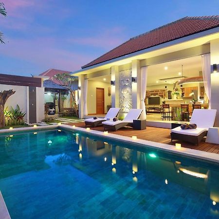 Kae Villa Anggrek เซมินยัค ภายนอก รูปภาพ